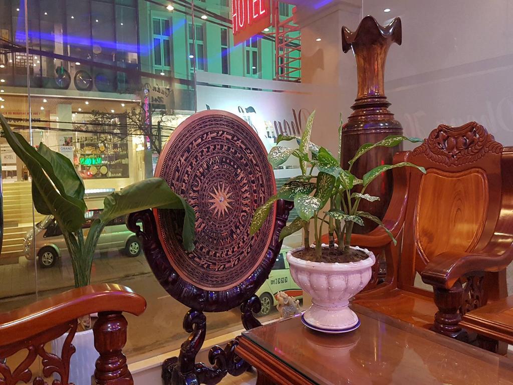 Tuan Phong Hotel Дананг Екстериор снимка