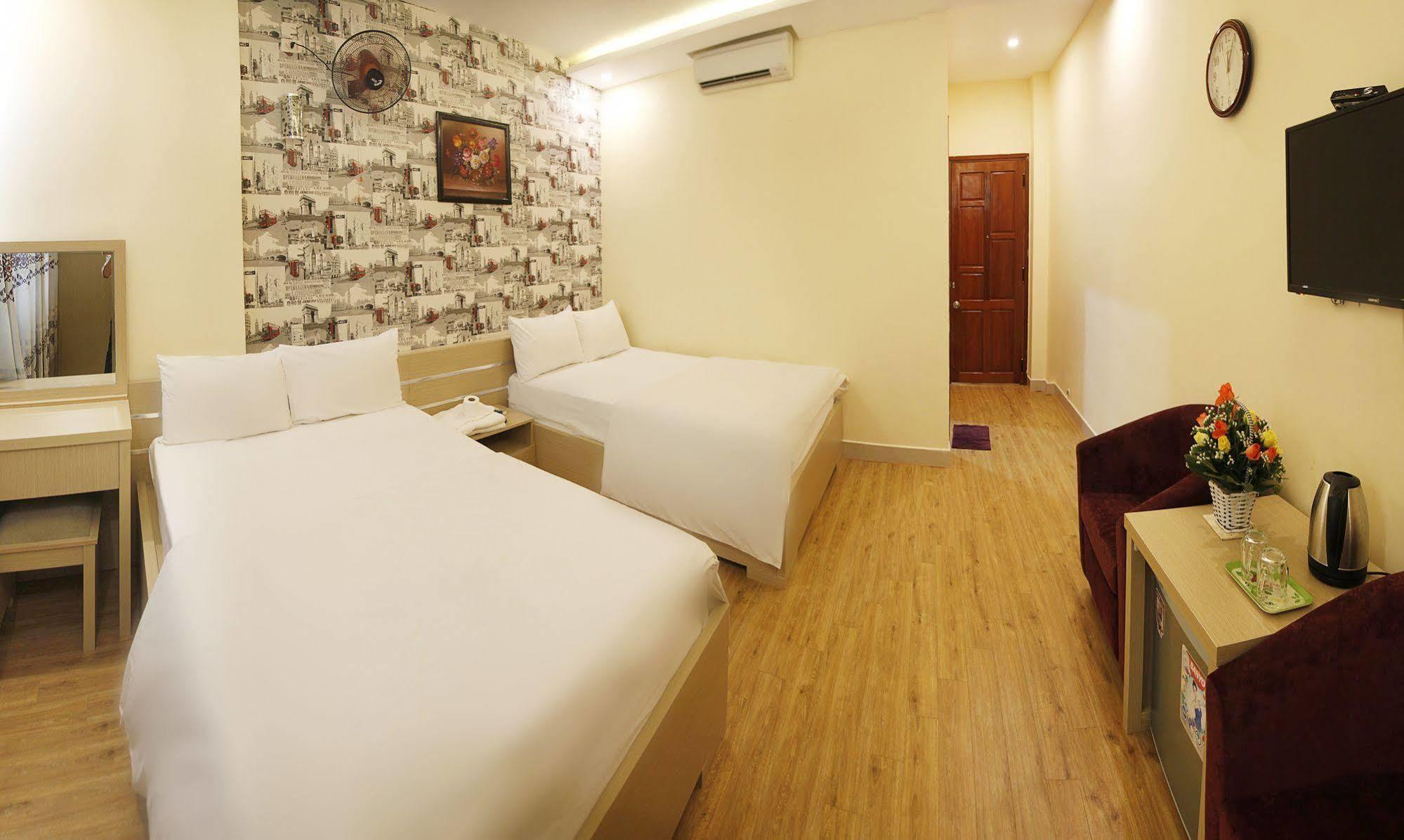 Tuan Phong Hotel Дананг Екстериор снимка